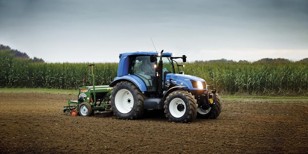 Investing in Tractor Attachments: What You Need to Know About ROI
