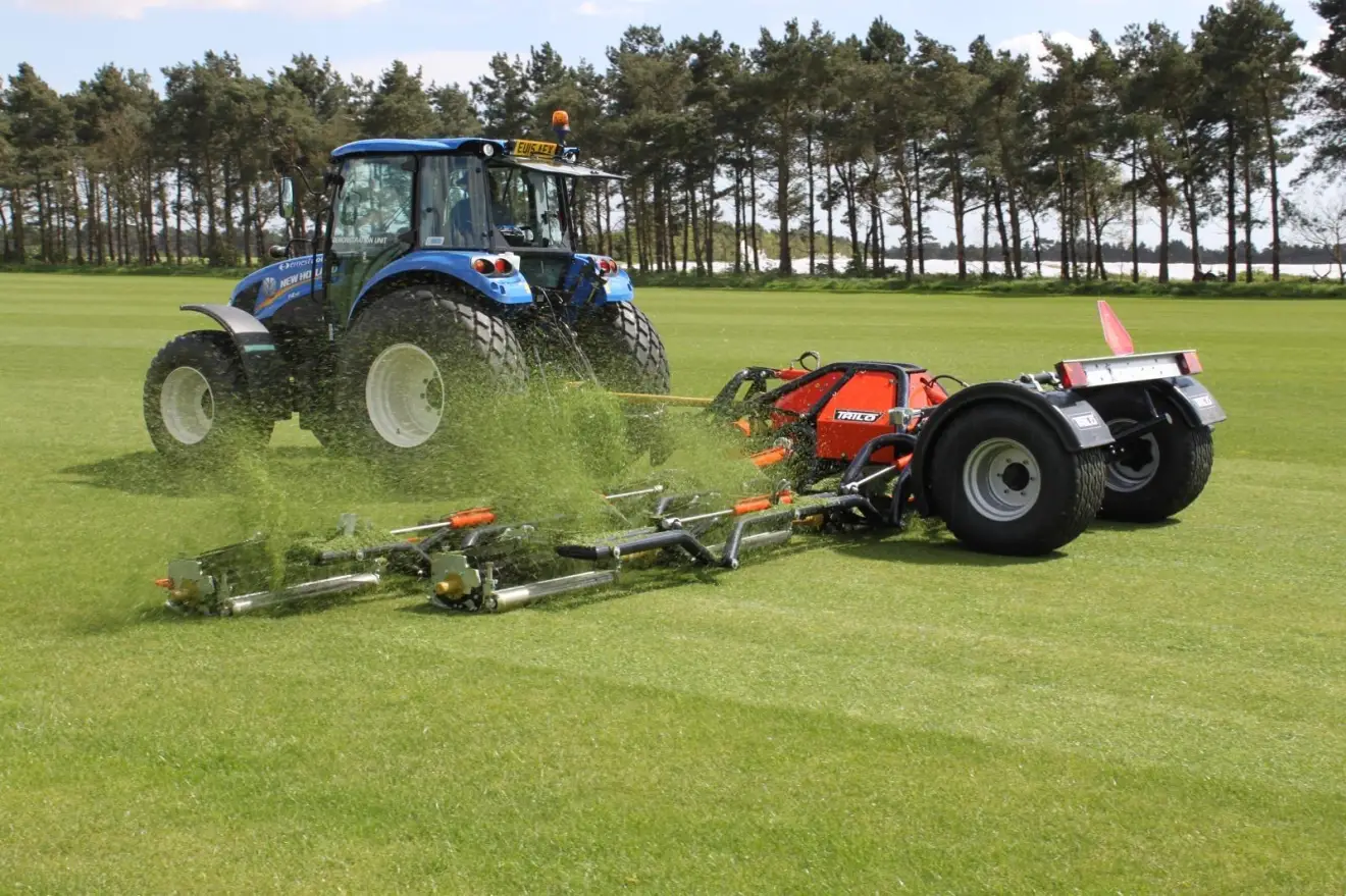 R10 Trilo Cylinder Mower